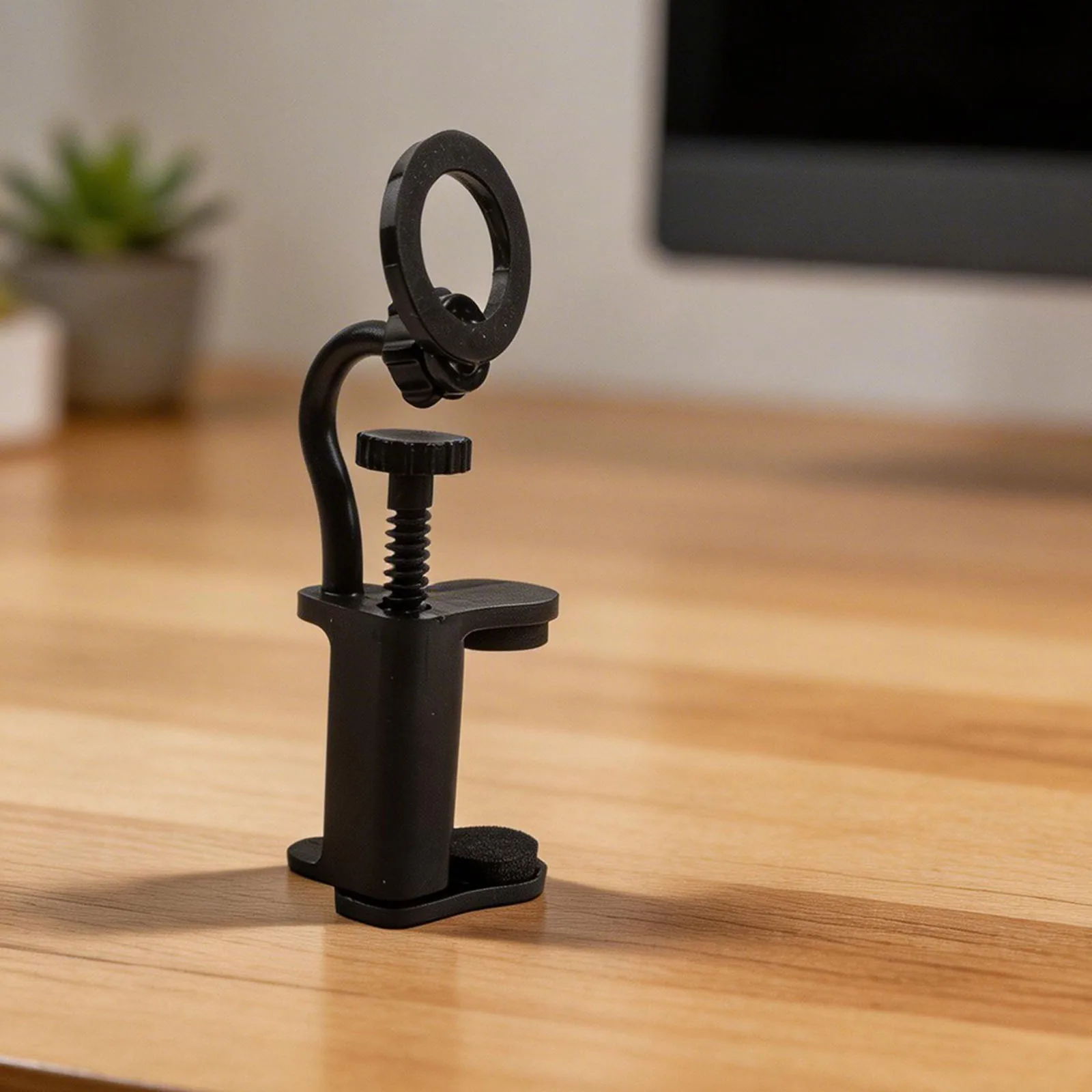Adjustable Magnetic Guitar Phone Holder Mount 360° Rotatable Non-slip Phone Stand Clamp For Easy Music Viewing Guitar Accessory