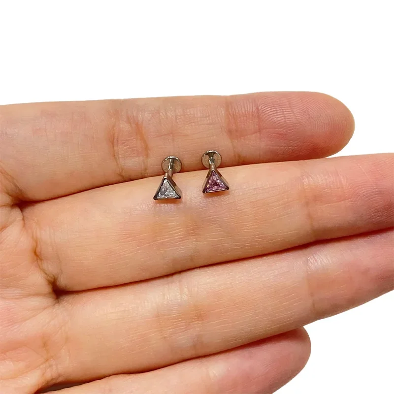 G23 Titanium EAR PIERC Triangle CZ Paved Top Threaded Labret Studs Tragus Earrings Lip Tongue Stud helix Body Piercing Jewelry