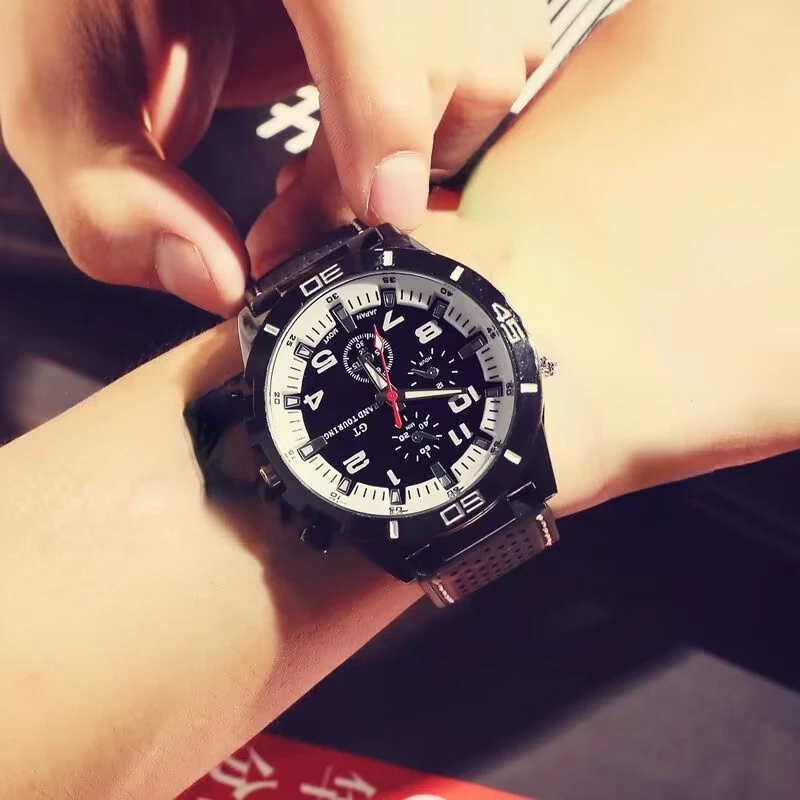 Kegllect-ساعة كوارتز بحزام مطاطي للرجال ، عين ثلاثية وهمية ، ساعات رياضية