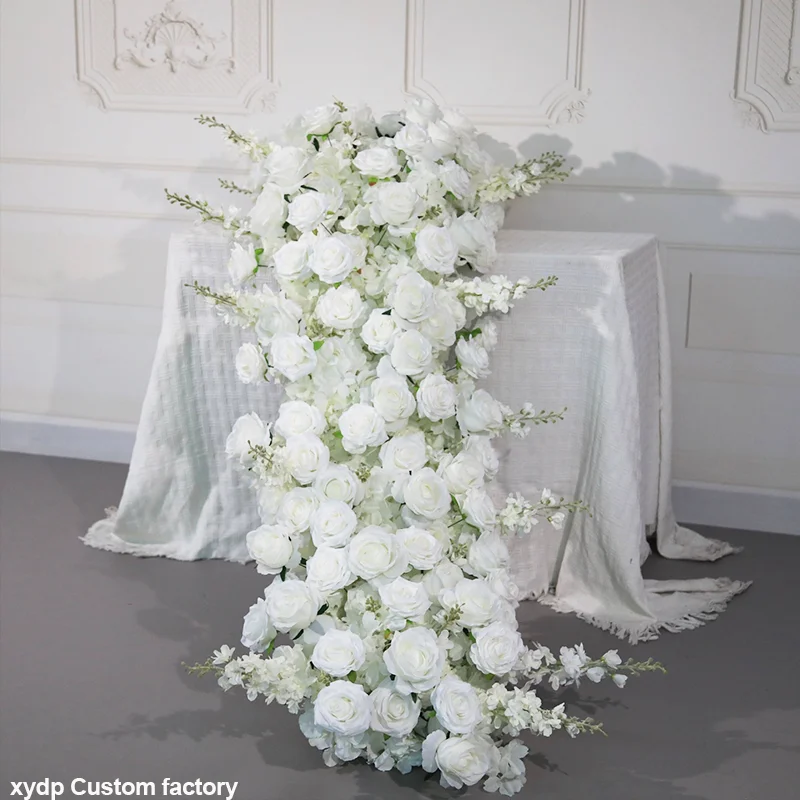 Luxuriöse weiße Rosen, Delphinien, künstliche Hortensien, Tischdekoration, Blumenläufer für Sofa, Hochzeits-Blumenarrangement, Blumenreihe, Deko – Detail 3