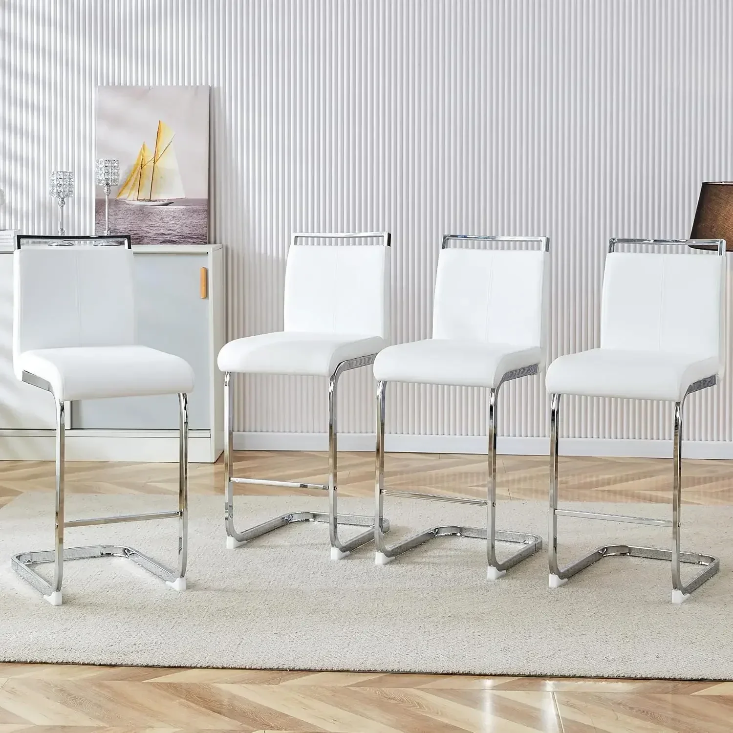 XMSJ. Ensemble de 4 tabourets de bar, hauteur de comptoir avec dossiers, chaises de cuisine en PU blanc, pied en métal chromé. Tapisé C
