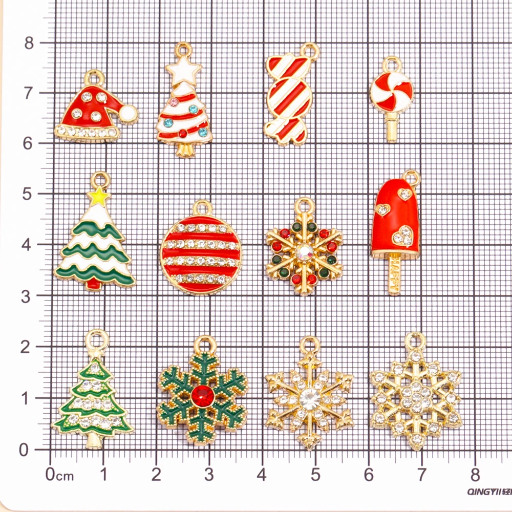10 Stück Mix Weihnachts-Charms, 12 Stile, glänzender Zirkon, Schneeflocke, Weihnachtsbaum, Süßigkeiten-Anhänger, Ohrringe, Halskette für DIY-Schmuckherstellung – Detail 1