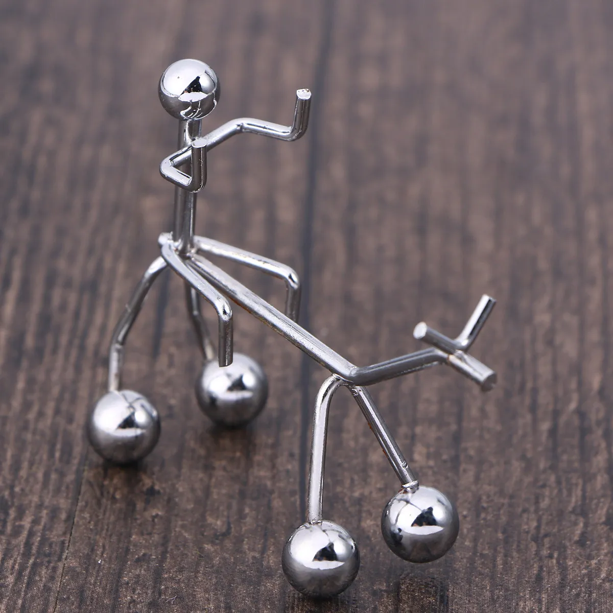 decoracao-para-casa-estatueta-de-ferro-para-mesa-brinquedo-de-equilibrio-criativo-em-formato-de-monociclo-para-ornamento