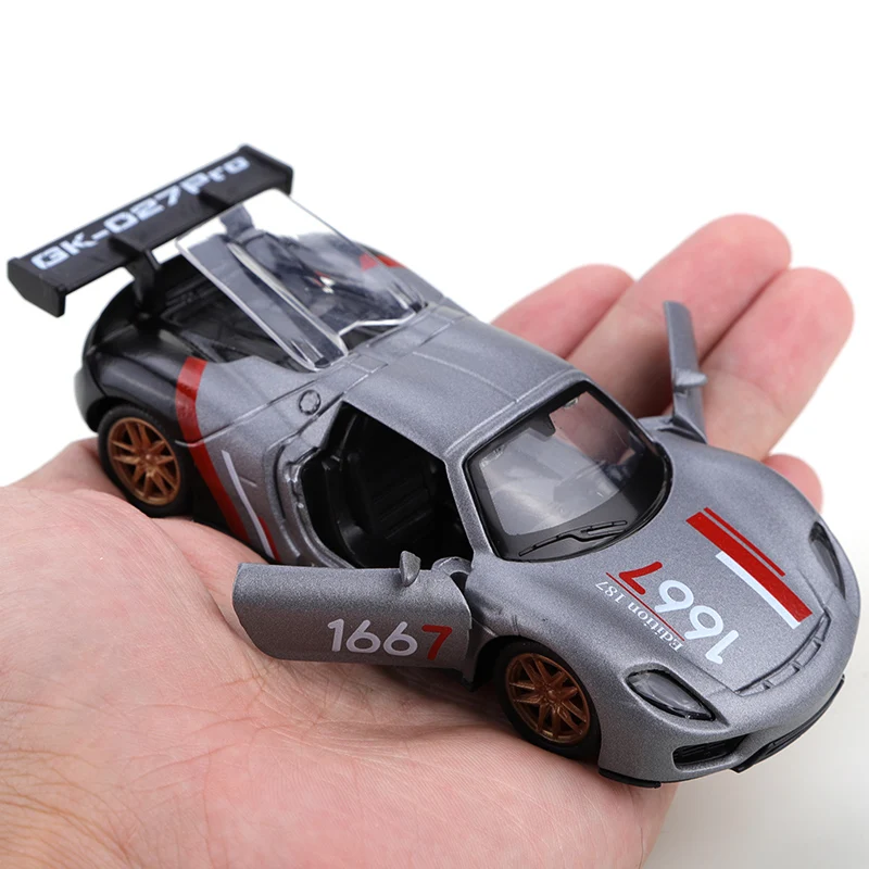 รถแข่งรางแบบดึงกลับ รุ่น 1.36 อัลลอย 918 บรรจุในถุง ของเล่นเด็ก ของขวัญวันเกิด สีสันทันสมัยเมื่อชนกัน ของเล่นอัลลอย