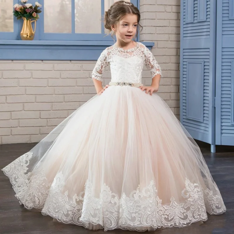 

Champagne Flower Girl Dresses Tulle Puffy Lace Appliques Diamond Belt Half Sleeve For Wedding Birthday First Communion Gowns