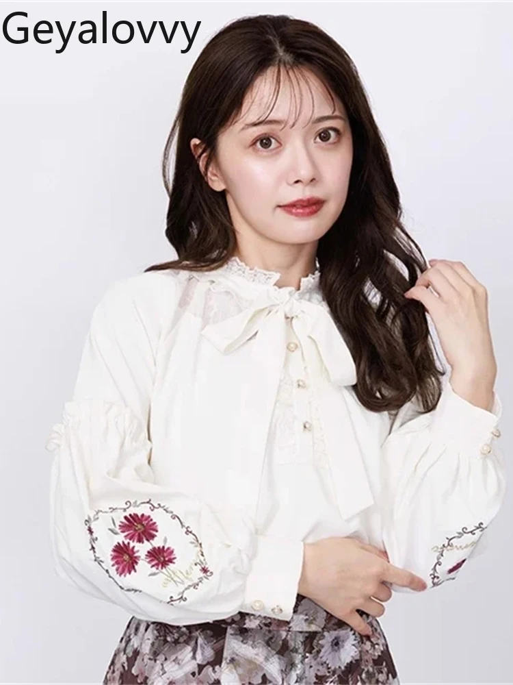 

Spring and Autumn New Vintage Sweet Girls Embroidered Lace Flutter Collar Pullover Tops Versatile Long Sleeve Shirt