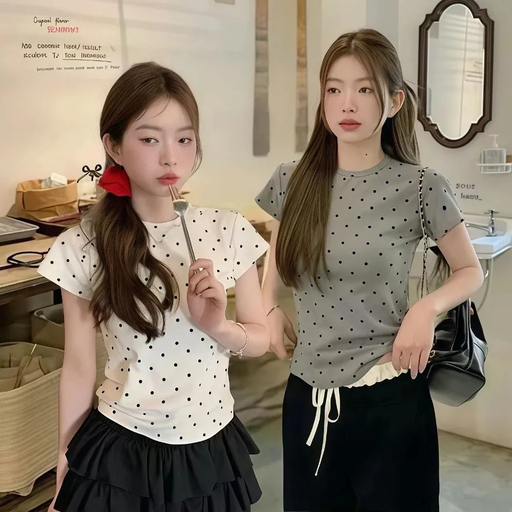 

Round Neck Women Polka Dot T-Shirt Retro Design Summer Wear Short Sleeved T-Shirt Slim Fit Korean Style Top Women Fashion