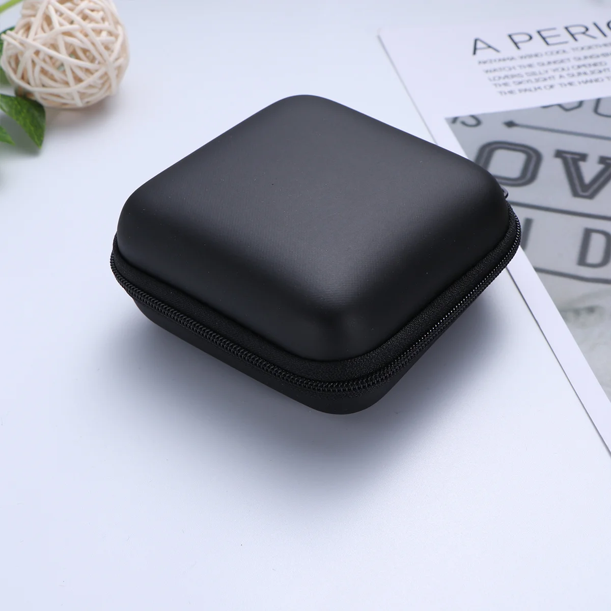 1Pcs Eva Zipper Watch Storage Box Durable Portable Protective Case Multifunctional Organizer Holder for Glasses Cards Keys Black