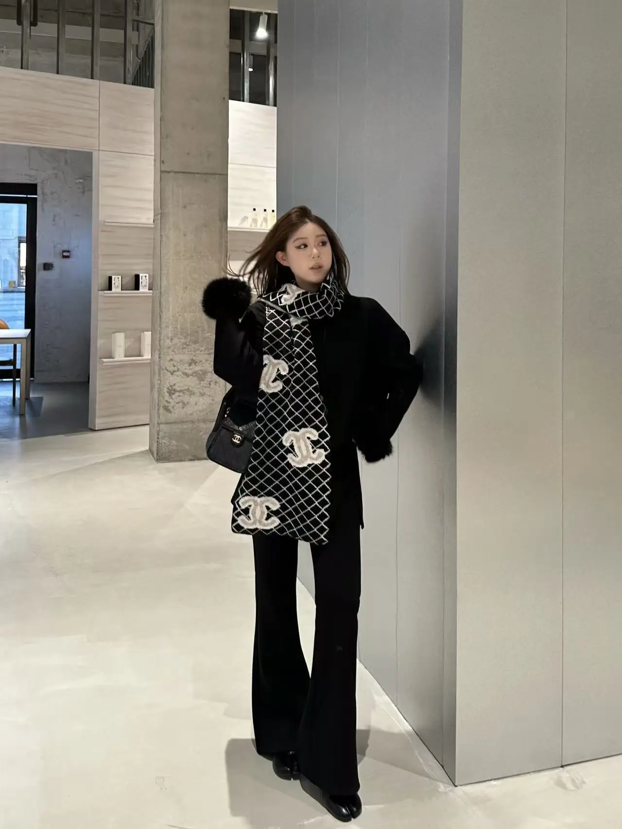 

Свободный модный свитшот и повседневные брюки — комплект из двух предметов для женщин больших размеров, удобный зимний наряд для отдыха