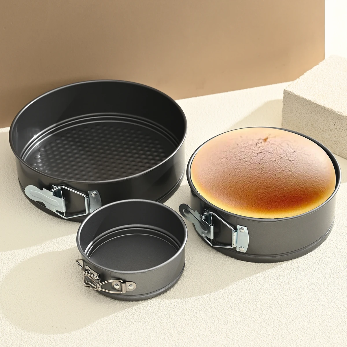 

Форма с круглым фиксированным дном, 18 см/20 см/22 см, 3 шт., антипригарная фиксирующая форма для торта для мусса, сотовая форма для домашнего использования, форма для выпечки из углеродистой стали