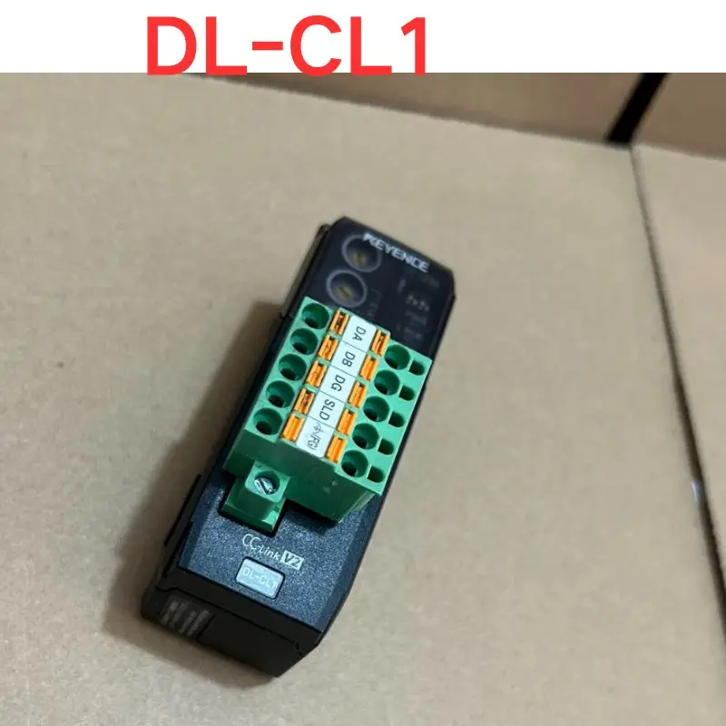 

Second-hand test OK Keyence Laser Displacement Controller DL-CL1