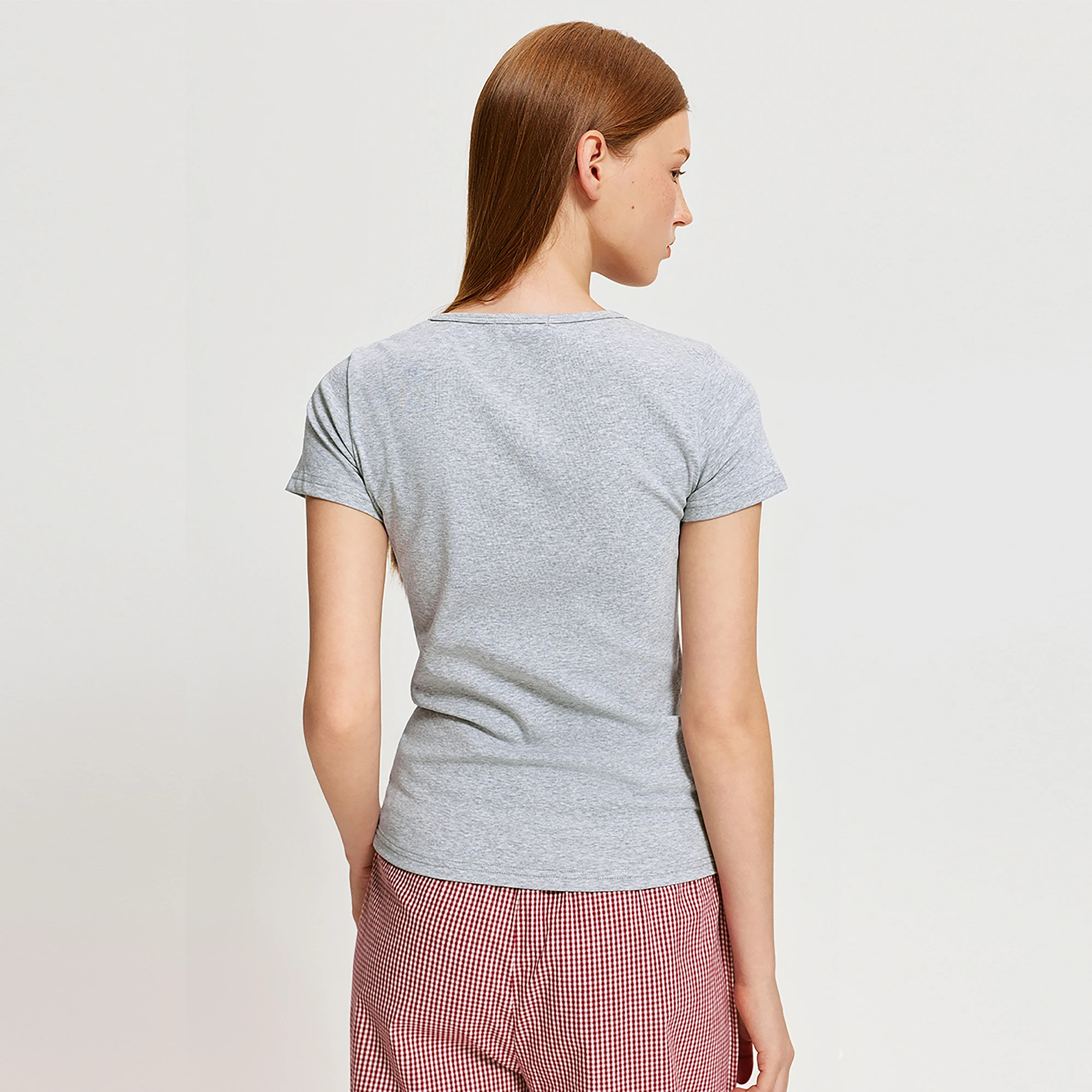 YESCCI T Shirts Woman Patch Embroidery Classic O-Neck Tee Soft Breathable Casual Top Daily Wear Summer Women Clothing S56420309