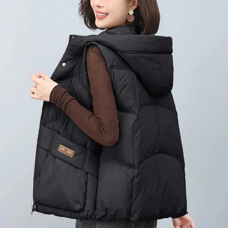 White duck down Vest Women's Hooded Winter Outerwear 2025 New Thick Middle-aged mother Vest Jacket Solid color Casual Short Top