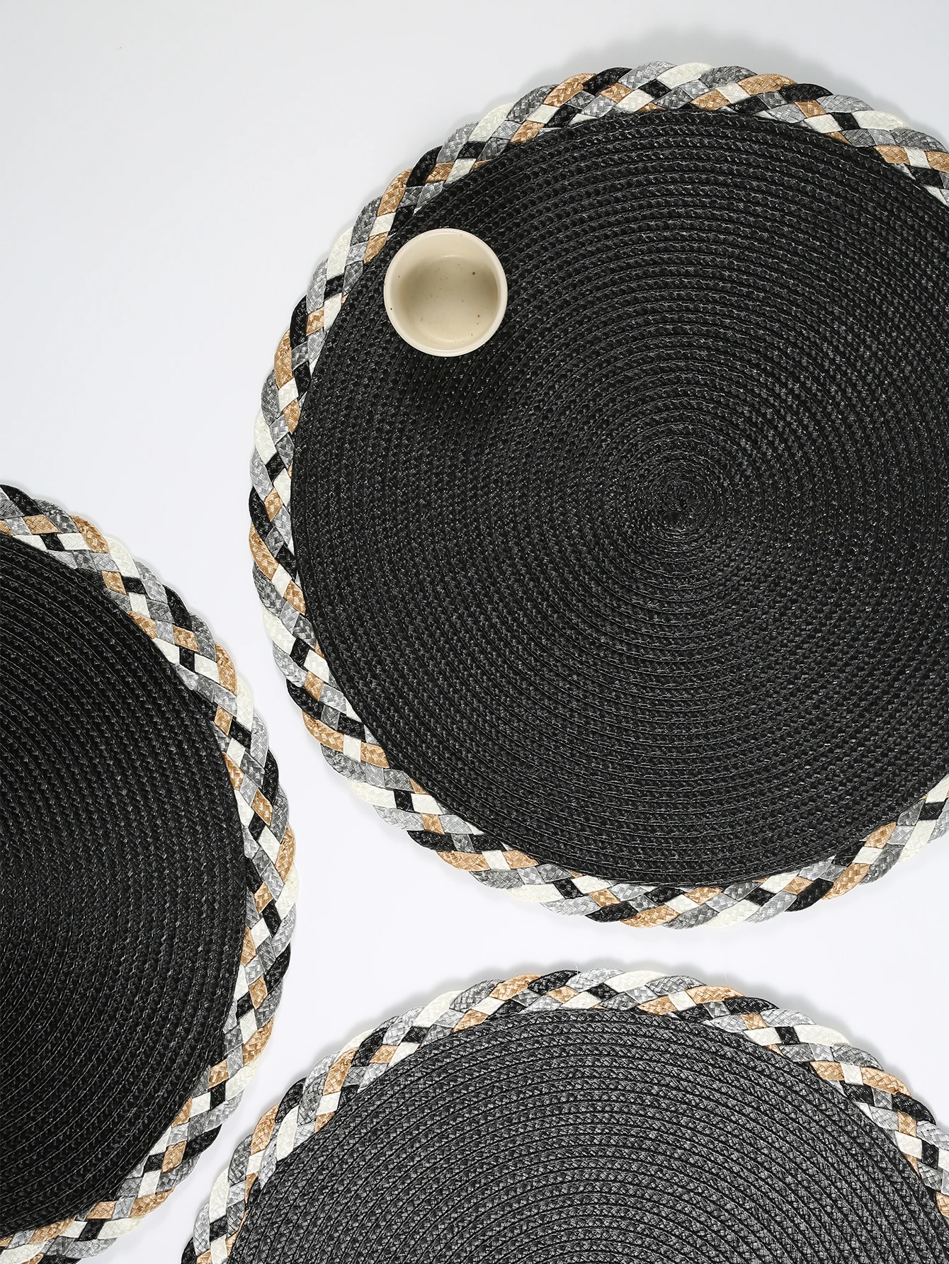 1/4pcs New Design Placemat Heat Resistant Non-Slip Placemats for Dining Table Washable Durable Polypropylene Woven Place Mat