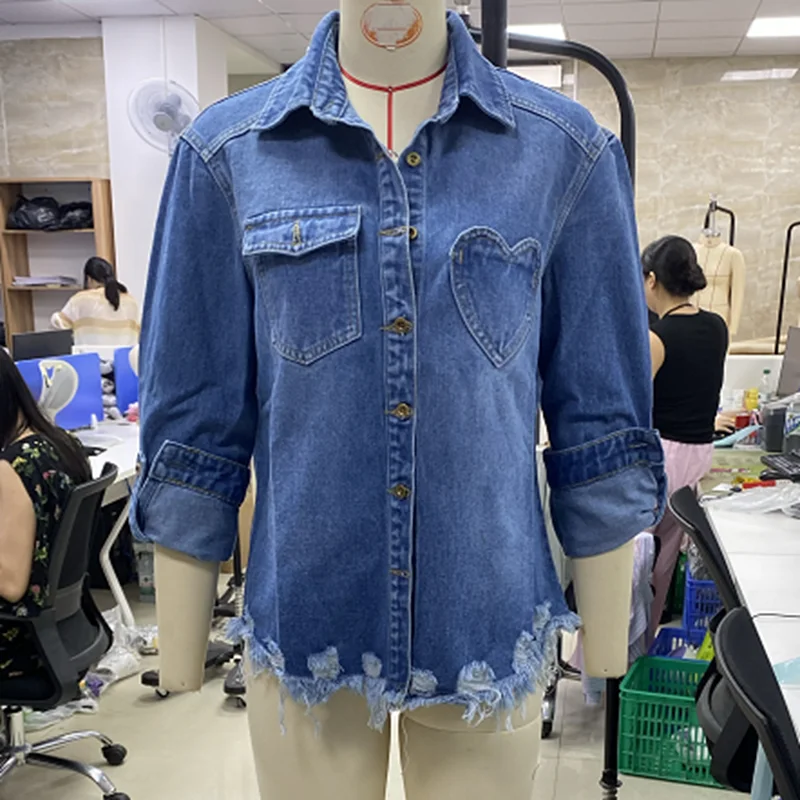 

Women's Solid Color Long Sleeve Denim Jacket Turn down Collar Button up Shirt Top for Autumn Spring Daily Wear