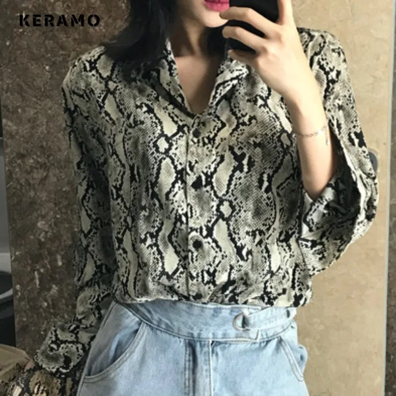 Retro Snake Printting Turn-down Collar Loose Fit Blouses 2024 Autumn Women\'s American Casual Long Sleeve Baggy Shirts Top