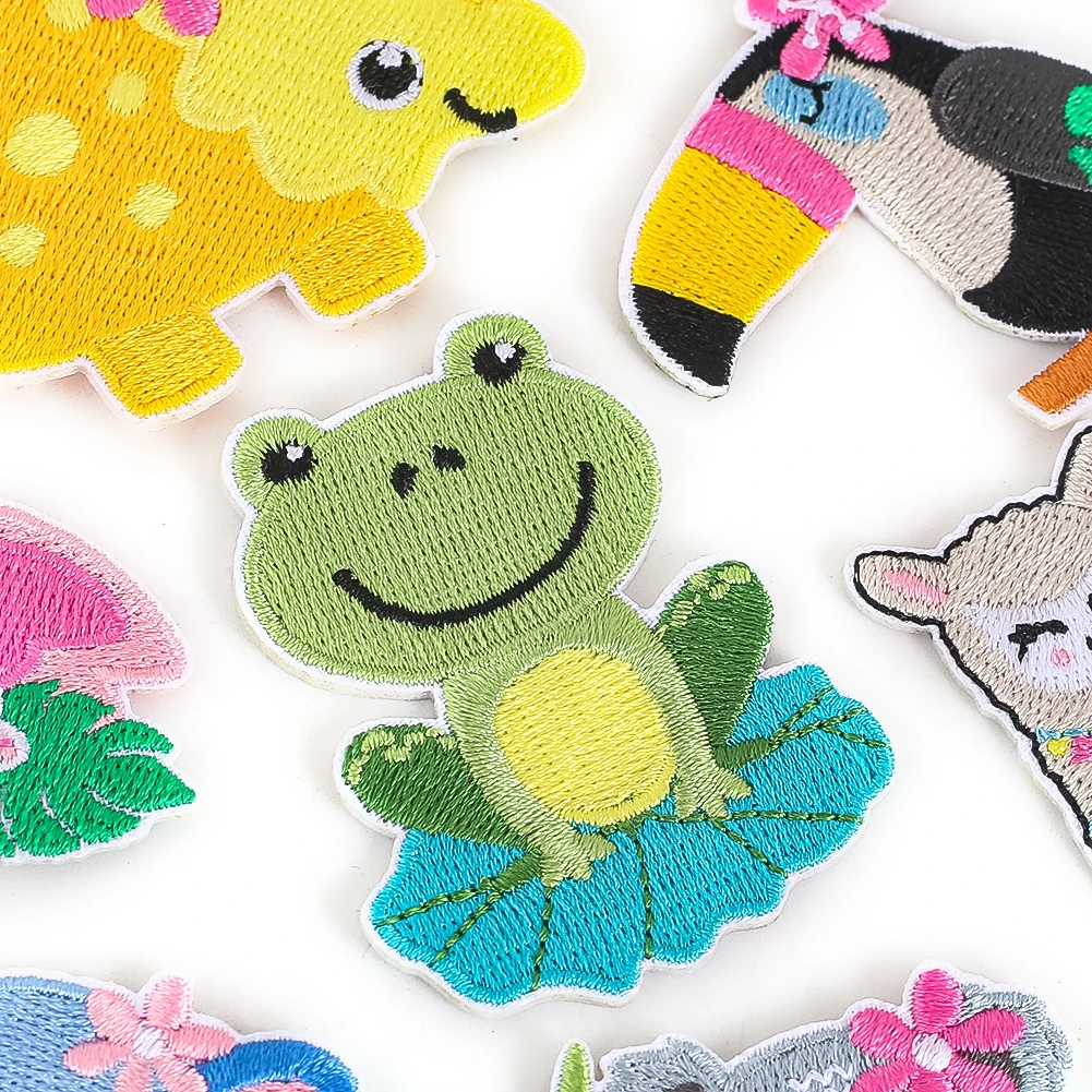 9pcs Tropical Animal Embroidery Patches Self Adhesive 9 Styles for Kids Clothing Backpack Hat Jacket Decor DIY Craft Supplies