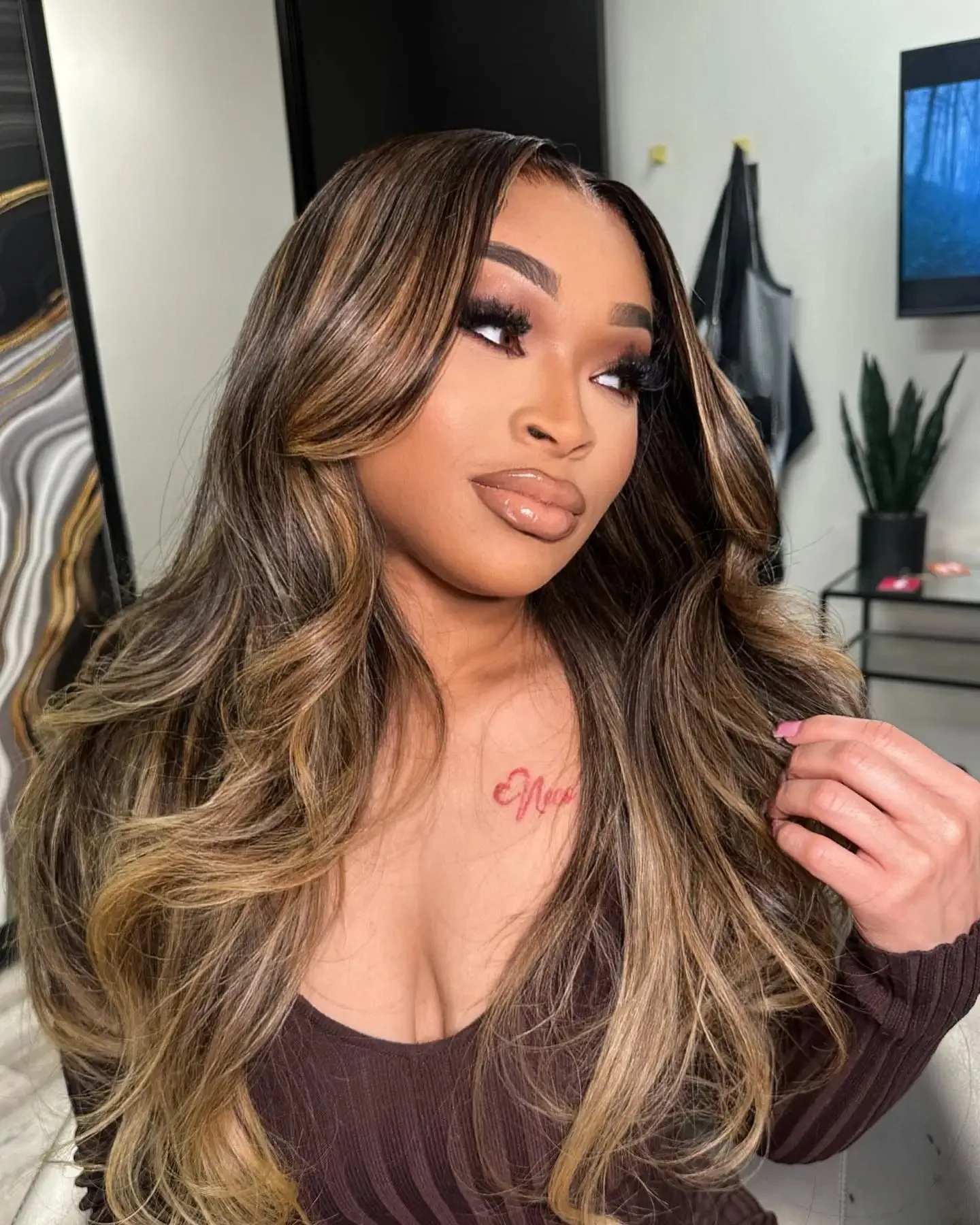 Blonde Highlight-Perücke, Echthaar, 13 x 4, gewellt, Lace-Front-Perücke, 32 Zoll, 200 % Dichte, vorgezupft, farbige brasilianische Perücke für Frauen