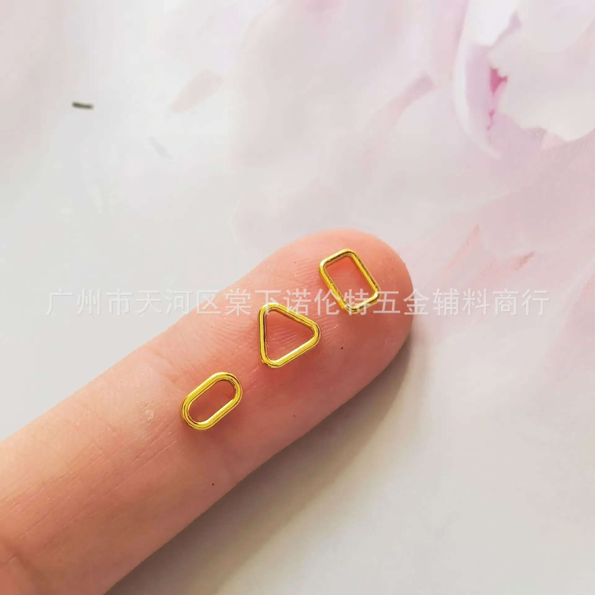 30PCS 4mm Mini Doll Handmade Bag Buckle DIY Doll Ultra-small Luggage Clothes Shoes Hardware Parts Accessories