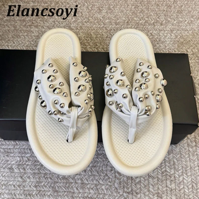 Fashion Flip-flops Women's Genuine Leather Metal Rivet Split Toe Slippers Summer Slides Outdoor Flat Sole Casual Beach Sandals