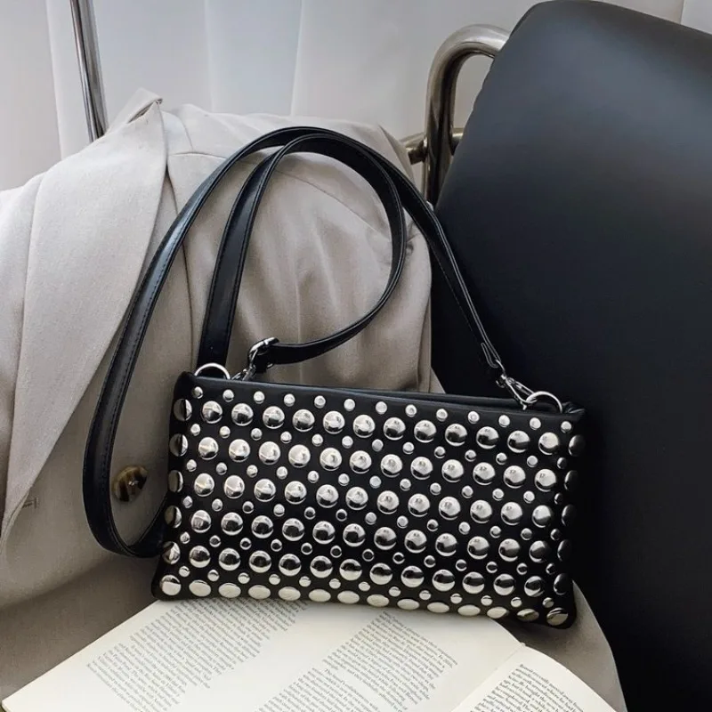 

Women's Remarkable Crossbody Bag Notable Design And Memorable Style Perfect For Special Occasions Use
