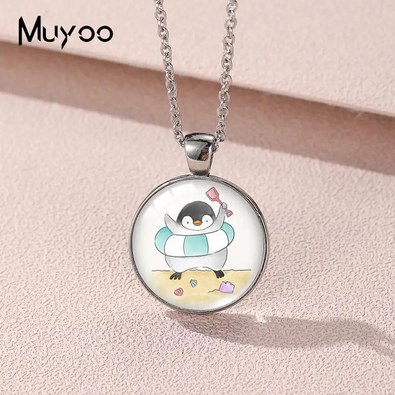 2023 New Cute Penguin Pendant Necklace Animal Art Round Photo Necklaces Glass Dome Jewelry Gifts