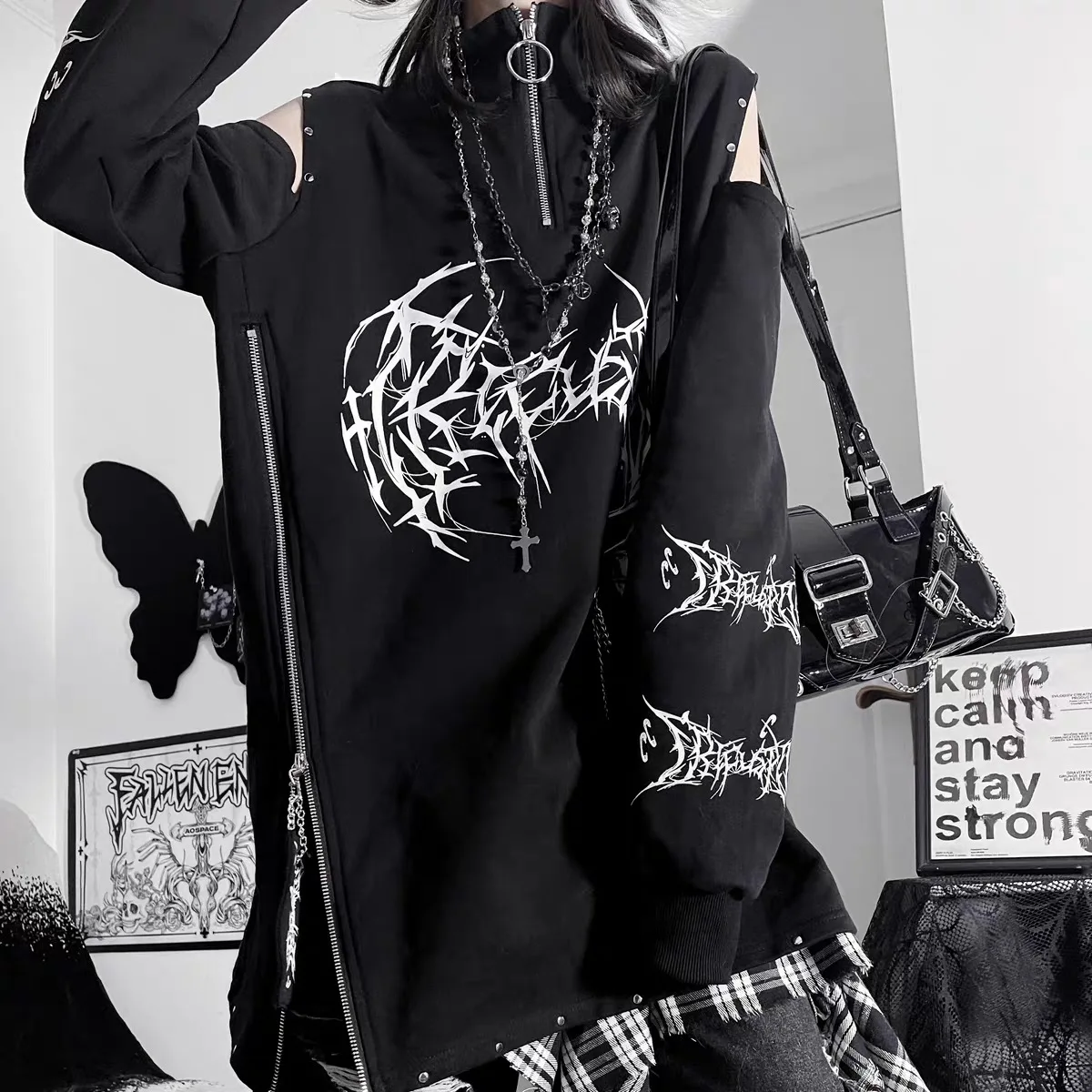 2026 Fall‑Winter Women American Street Dark‑Aesthetic Cut‑Out Sweatshirt, Long‑Sleeve Abstract Print Unique Pullover Top