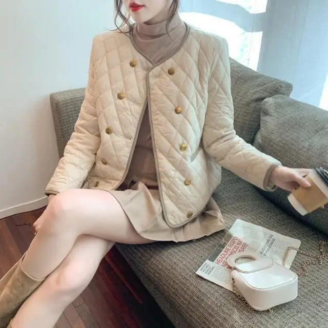 

Новая модная укороченная хлопковая куртка для женщин осень-зима 2026 с дизайнерским подходом