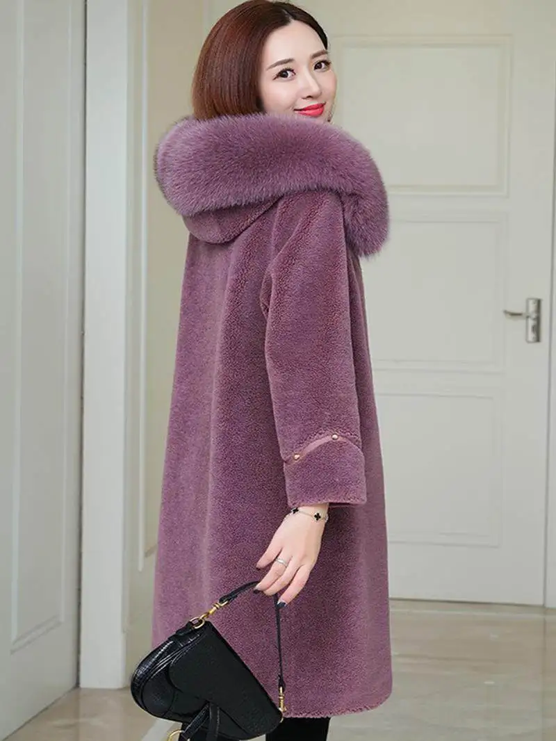 تخفيضات على نموذج جديد لمعطف نسائي من جلد الغنم 2025 مع ياقة فرو ثعلب بغطاء للرأس ومزيج من الصوف والفراء