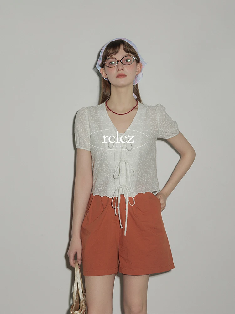 

White Relez Embroidered Hook Flower V-Neck Bubble Sleeve Shirt Short Women's Summer Top Straight Cut Commute Style Pure Color