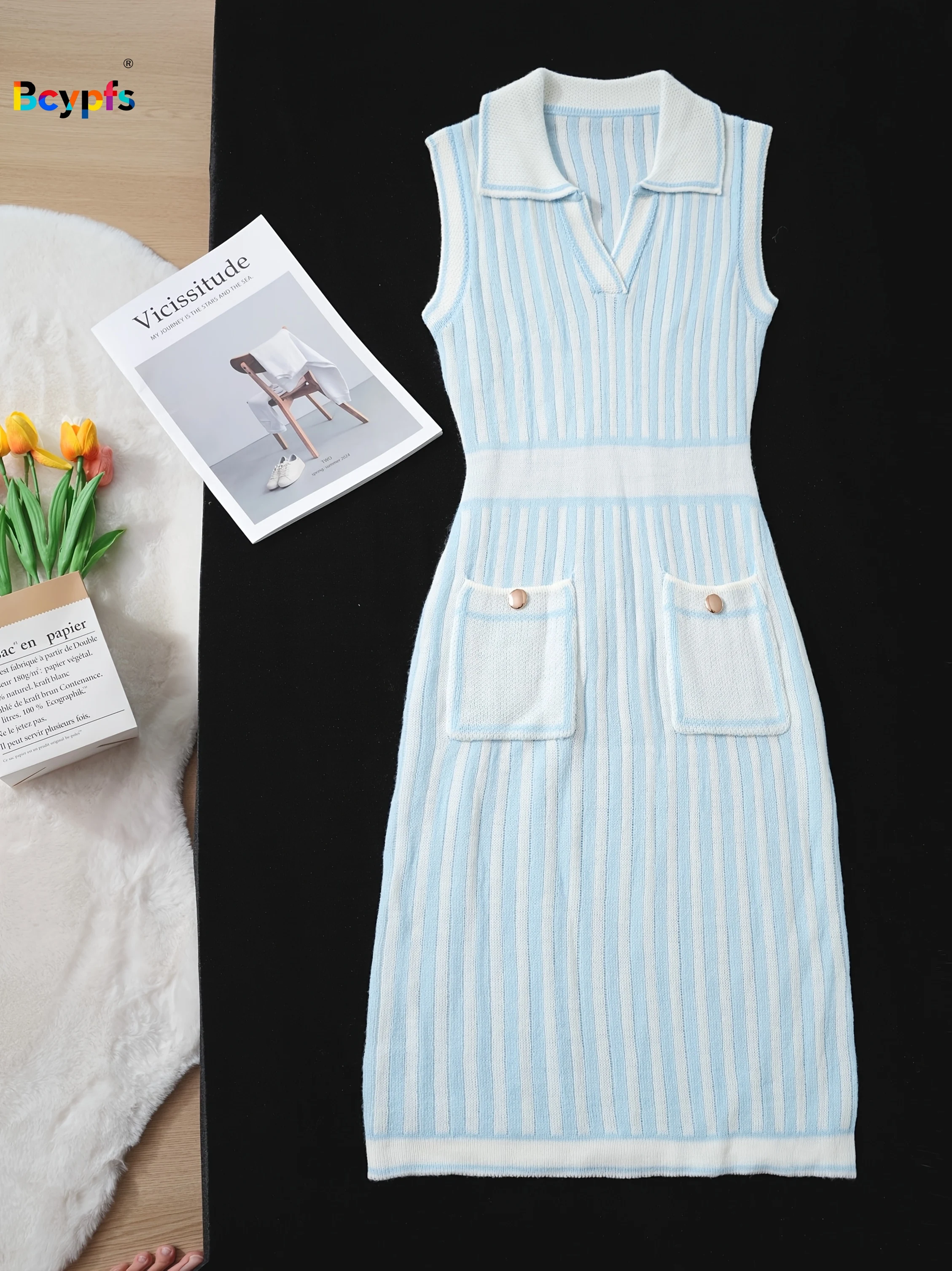Gestricktes gestreiftes Frühlingskleid für Damen, luxuriöses ärmelloses Kleid, neue Sommerstrickwaren, lässige Streetwear für Strandurlaub
