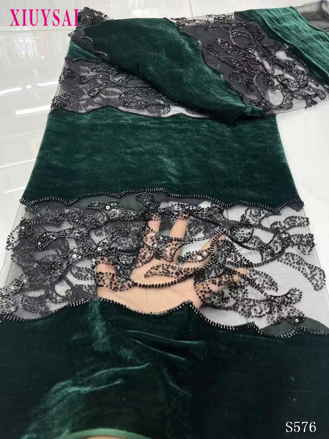 

Зеленая роскошная африканская кружевная ткань 2021, высокое качество, кружевная ткань с блестками и бусинами для нигерийской свадьбы, французская бархатная кружевная ткань