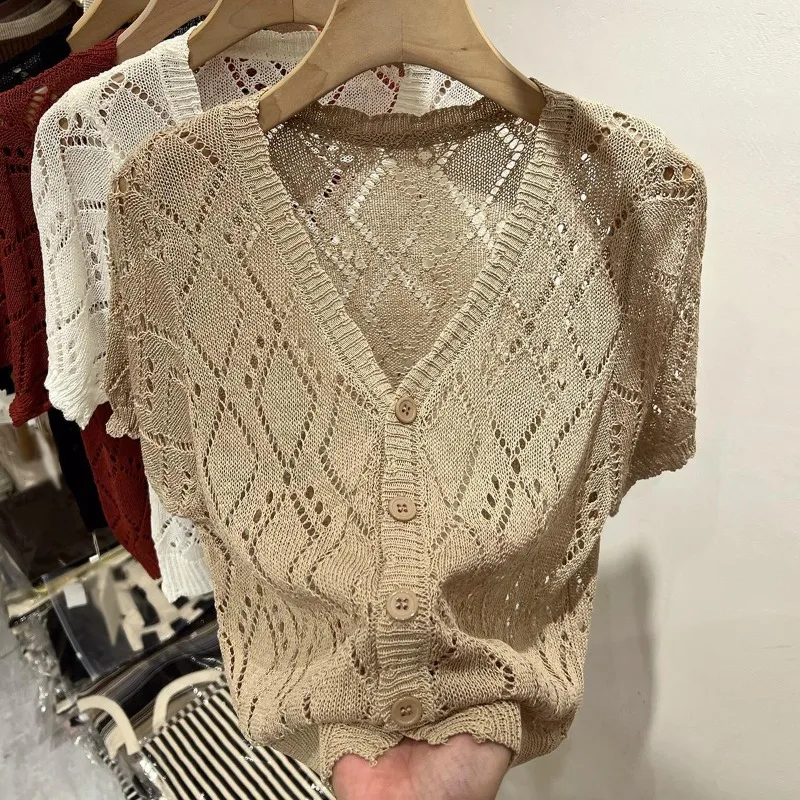 

Женская летняя блузка-кардиган с V-образным вырезом, легкая, с короткими рукавами, свободного кроя, больших размеров, стильная, привлекательная, с вырезами, трикотажная