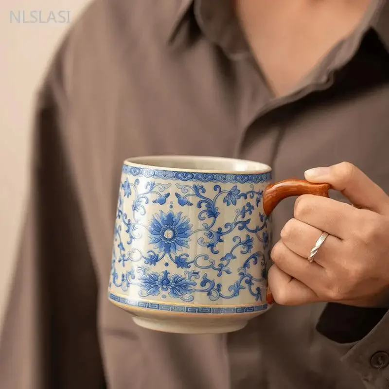 430ml Blue and White Ge Kiln Entwined Lotus Office Cup Ceramic with Lid Tea Water Separation Cup Household Chinese Tea Cup