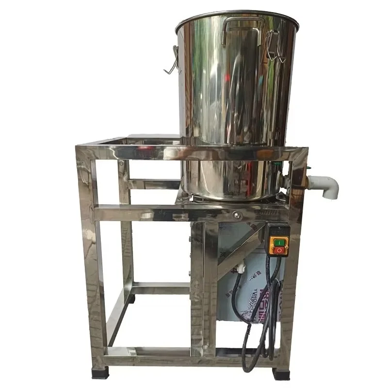 

High-efficiency electric coconut milk extractor - ideal for commercial and household extraction