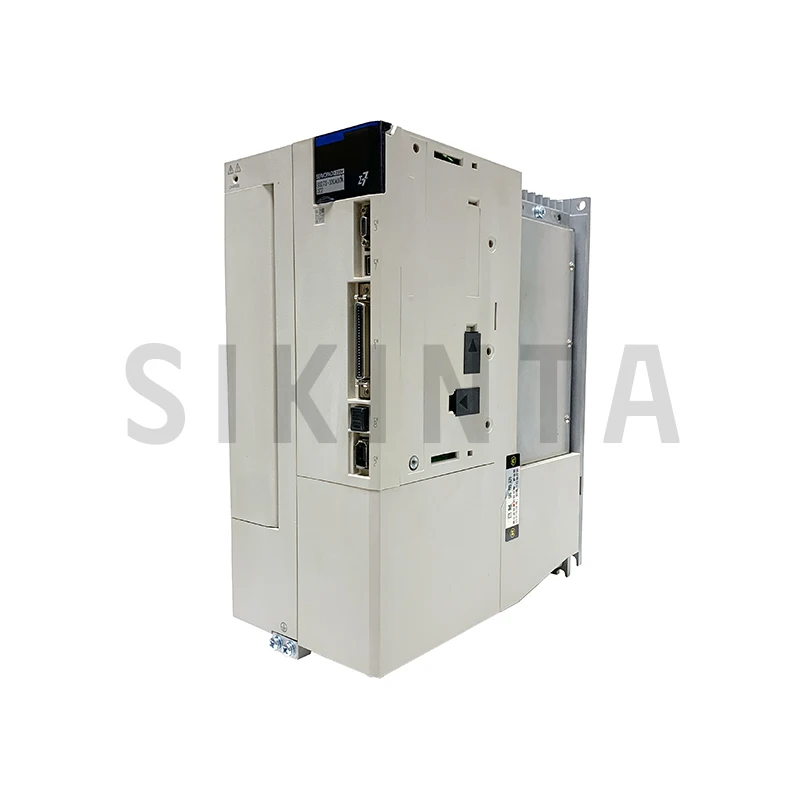 SGD7S-330A00A002 محرك سيرفو يعمل بالتيار المتردد SGD7S330A00A002 جديد شحن مجاني ضمان 1 سنة