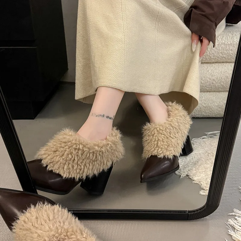 French Retro Style Plush Shoes Brown Women's Autumn Winter Fashion Faux Fur Warm Short Boots Pointed Toe Chunky Heel Botas Mujer