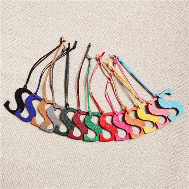 English Letter Q R S T U Alphabet Cowhide Pu Leather Name Initial Capital Keychain Pendant Ladies Women Bag Accessories Charm