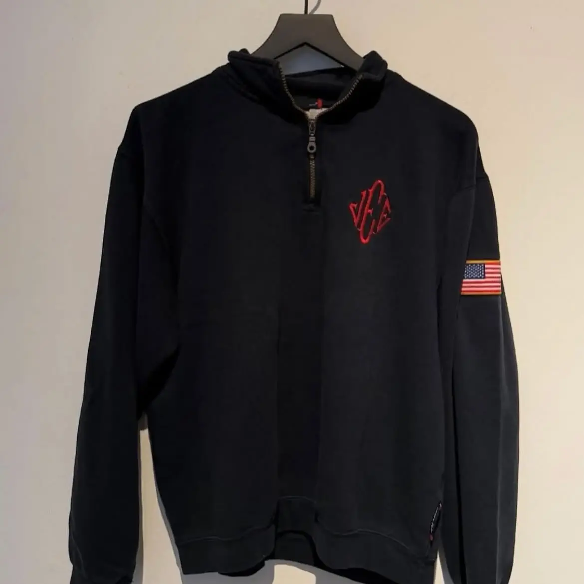 

Y2K Embroidery Flag Graphic Long Sleeves T Shirts Harajuku Epstein Pullover Casual Sweatshirt Streetwear Oversized Men Clothing