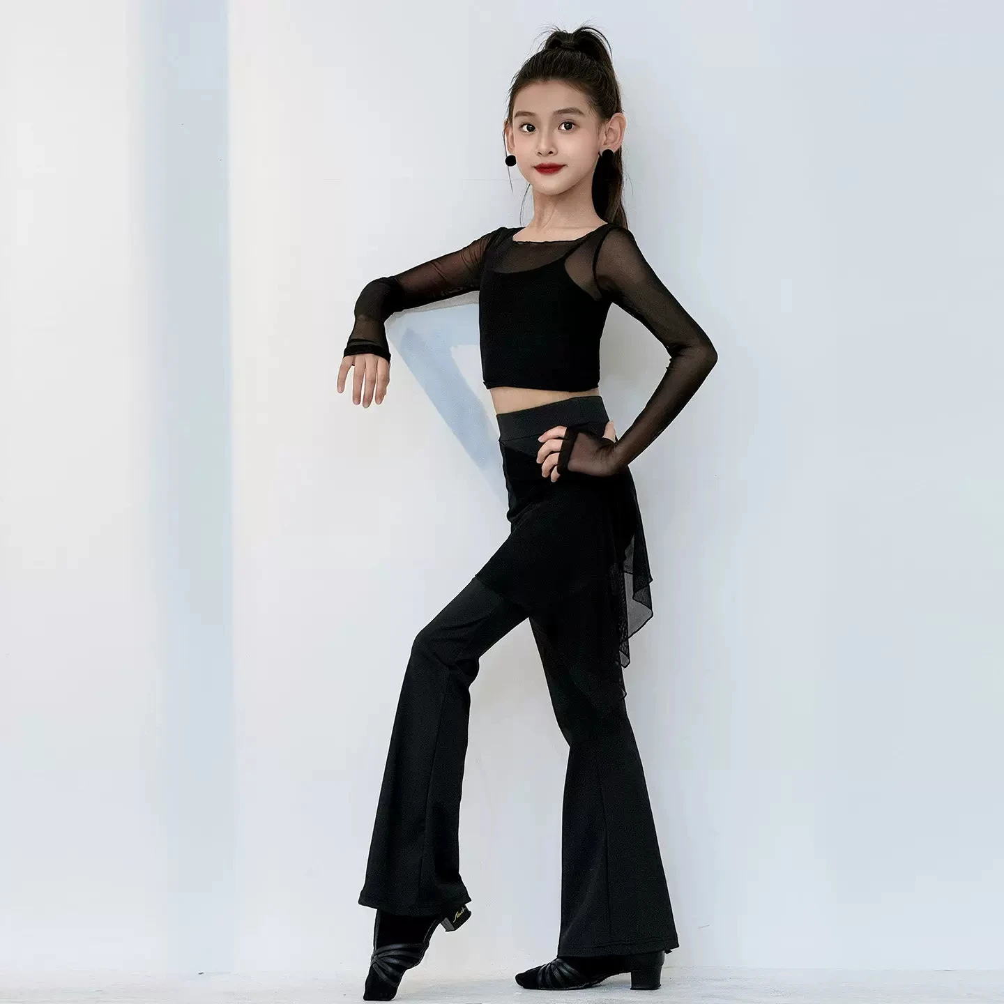Professional Latin Dance Performance Costumes For Girls Mesh Sleeved Black Pants Suit Rumba Chacha Ballroom Latin Clothes XH5537