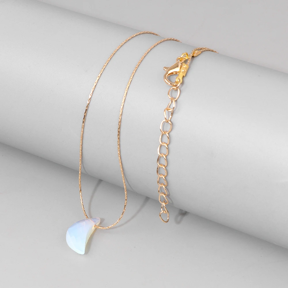 Popular Opalite Moon-shaped Pendant Neckalces Gold Color Chain Necklaces Natural Stone Lapis Lazuli Charm Necklaces Women Choker