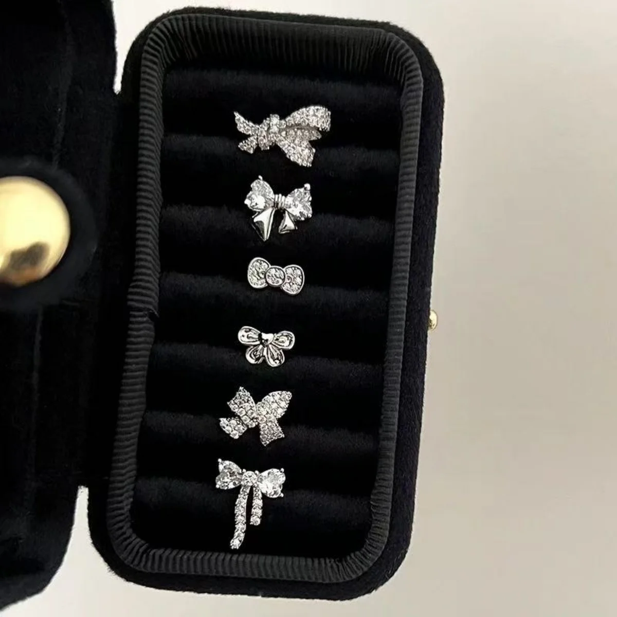 

1pcs Silver Color Bowknot Ear Bone Nail For Women Sweet Fashionable Y2K Piercing Earrings Inoxidable Stainless Steel Jewelry