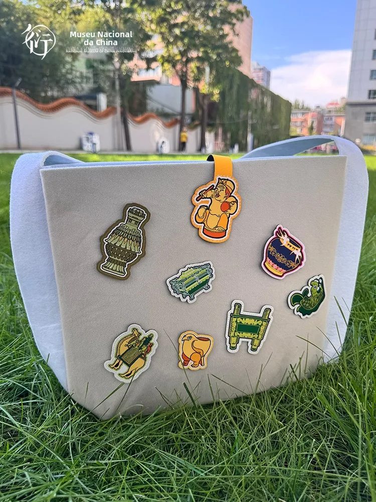 serie-de-sacs-en-feutre-creatifs-et-mignons-a-faire-soi-meme-cadeaux-culturels-creatifs-du-musee-des-tresors-nationaux-sacs-sacs-a-bandouliere-culturels-creatifs-festifs