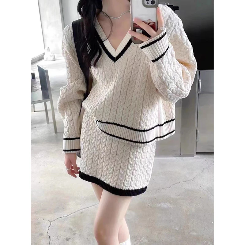 

V-Neck Long-Sleeve Knitting Pullover + Mini Skirt 2 Piece Set Women's Striped Sweater Pullovers 2023 New Fall Winter Skirt Suits