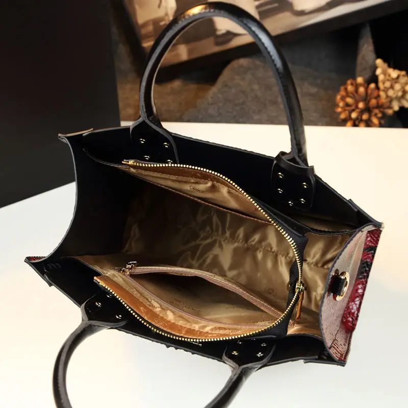 Luxury Cowhide Leather Women Handbag fashion female Serpentine Diamond portable Tote bag ladies shoulder messenger bags 2021 New