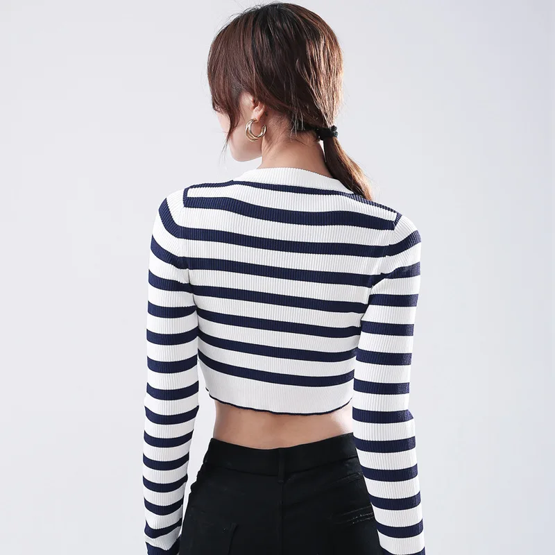 

2024 Striped Long Sleeved Knitted Sweater For Women Autumn New Item Niche Design Sense Short Top платья для женщин свитер топ