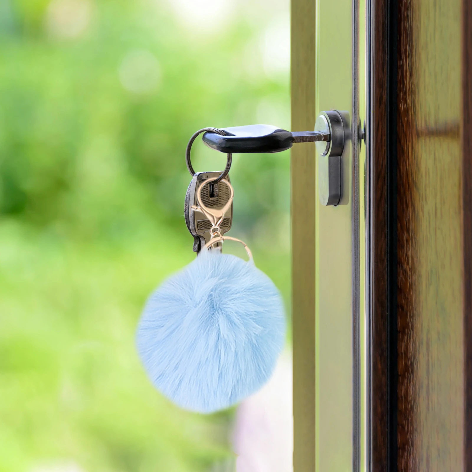 

15pcs Pompom Key Bag Pendant Cute Keychains For Women Backpack Accessory Car Key Ring Adorable Decorative