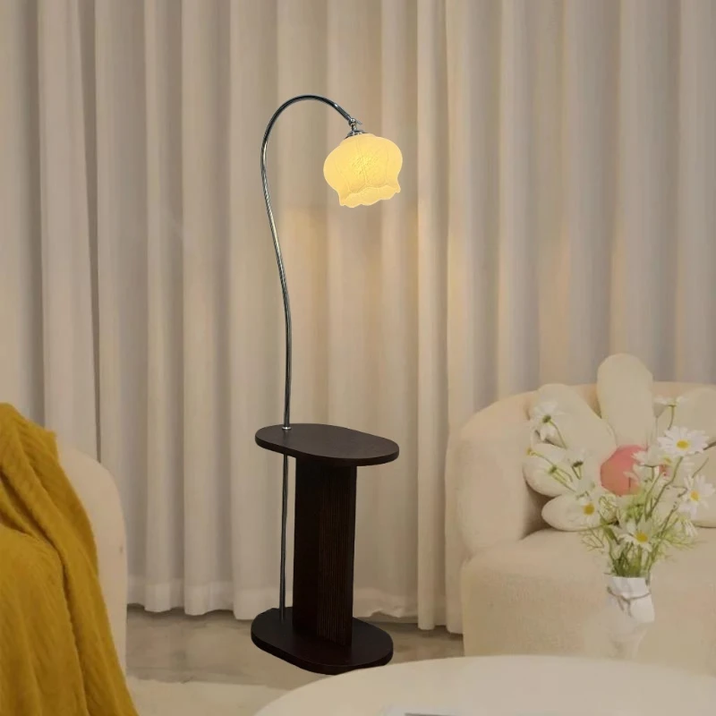Floor lamp living room sofa next to bedroom study atmosphere lamp vertical desk lamp coffee table atmosphere