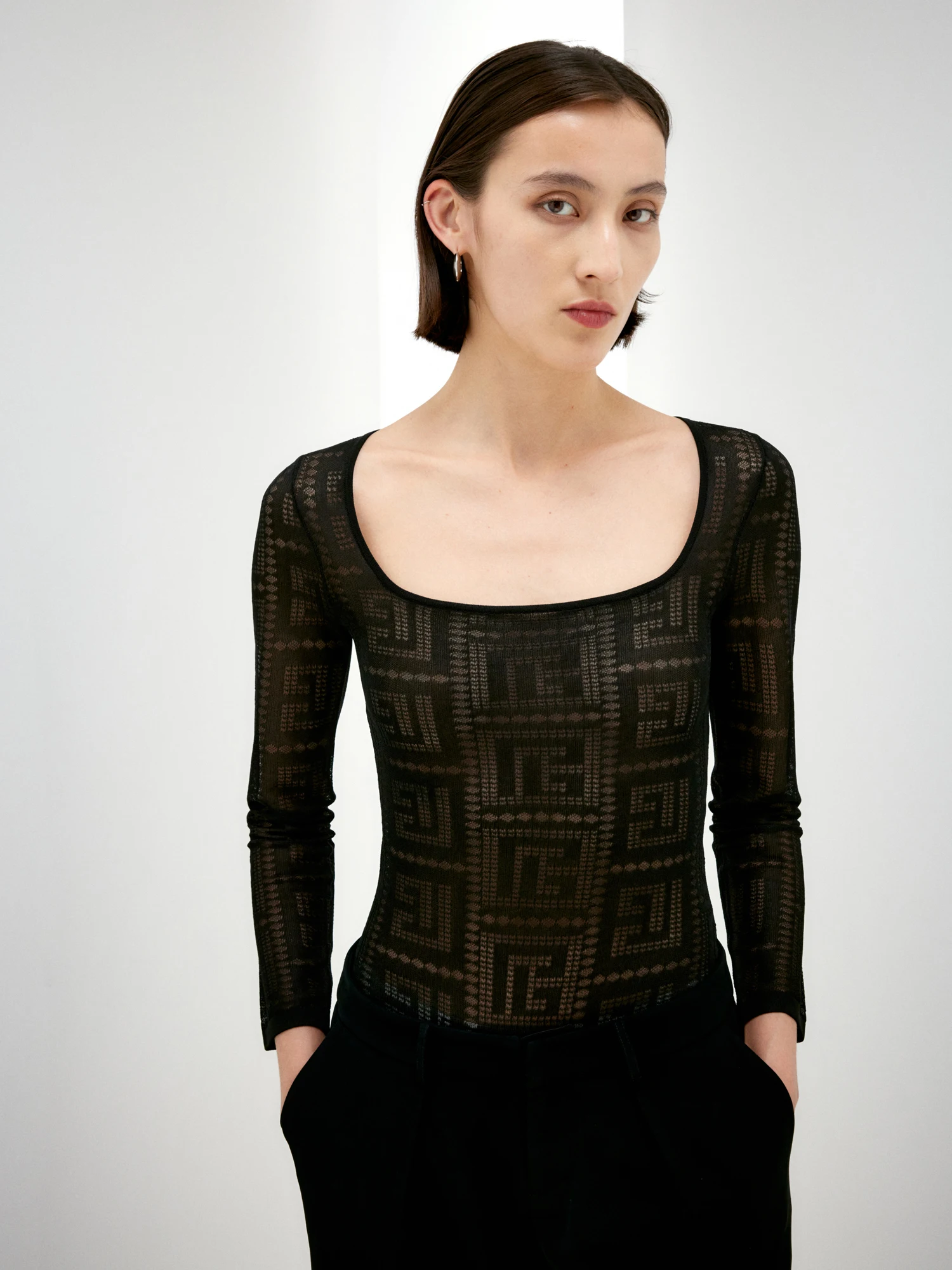 Zia Zhang الدانتيل الإحساس Bomann انظر صعبة U-ne Ba نمط قطعة واحدة دعوى لون نقي تخفيف ملابس داخلية بسيطة نموذج جديد