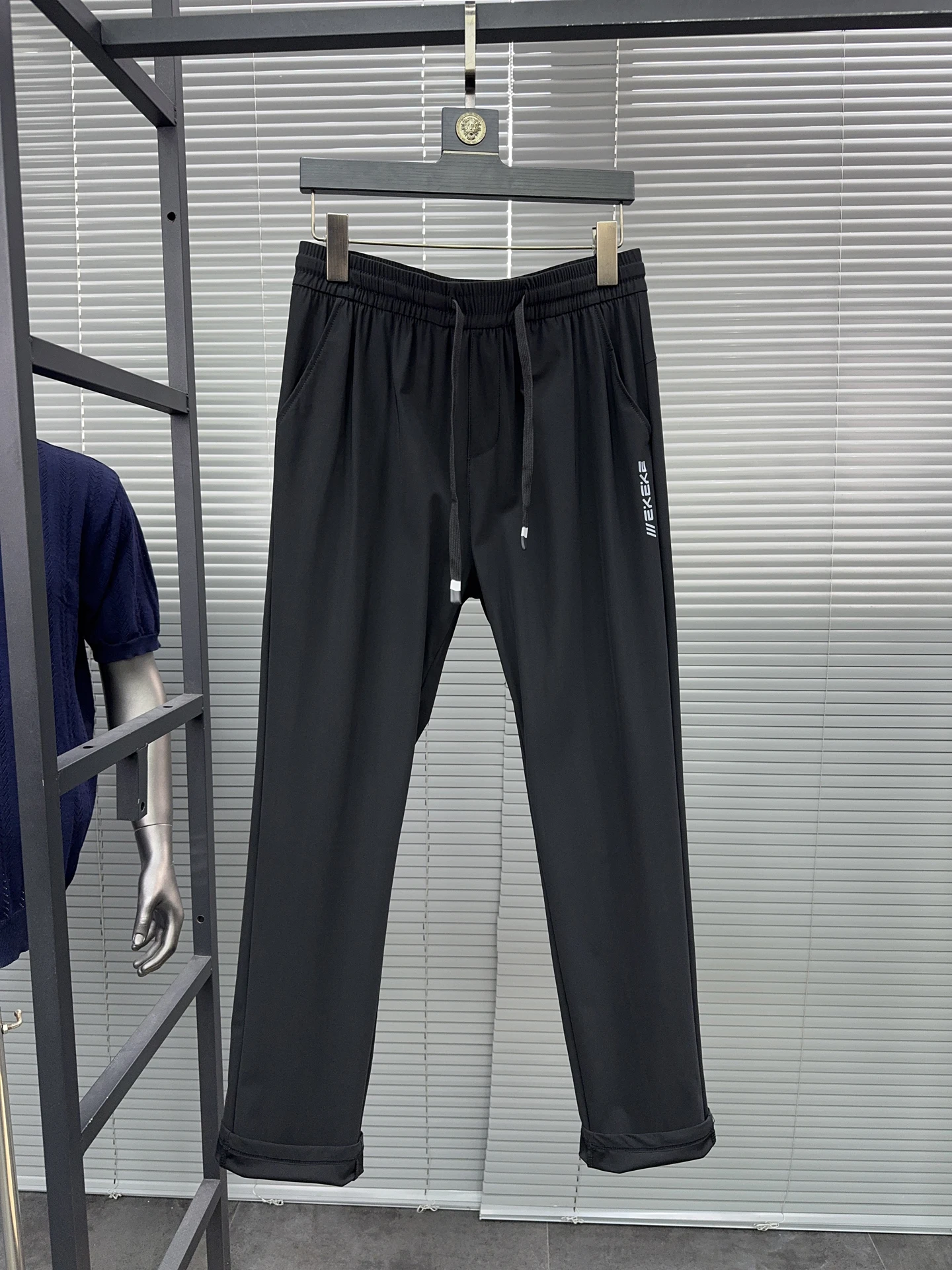 

Svip мужские прямые повседневные брюки из ледяного шелка, дышащие, легкие, эластичные, облегающие, летние брюки для отдыха на открытом воздухе